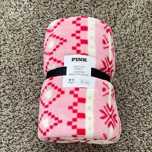 Victoria’s Secret PINK Cozy Plush Blanket 50 in x 60 in